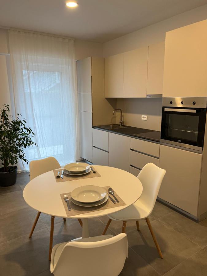 Apartments Lily Ljubljana Extérieur photo