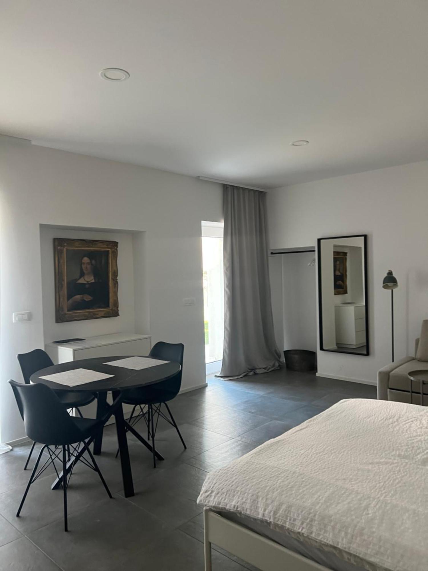 Apartments Lily Ljubljana Extérieur photo